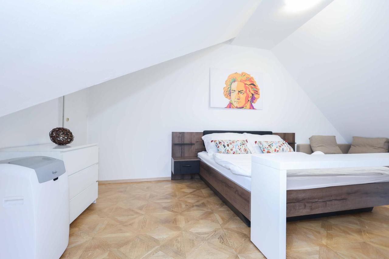Beethoven Apartments Bratislava Eksteriør billede